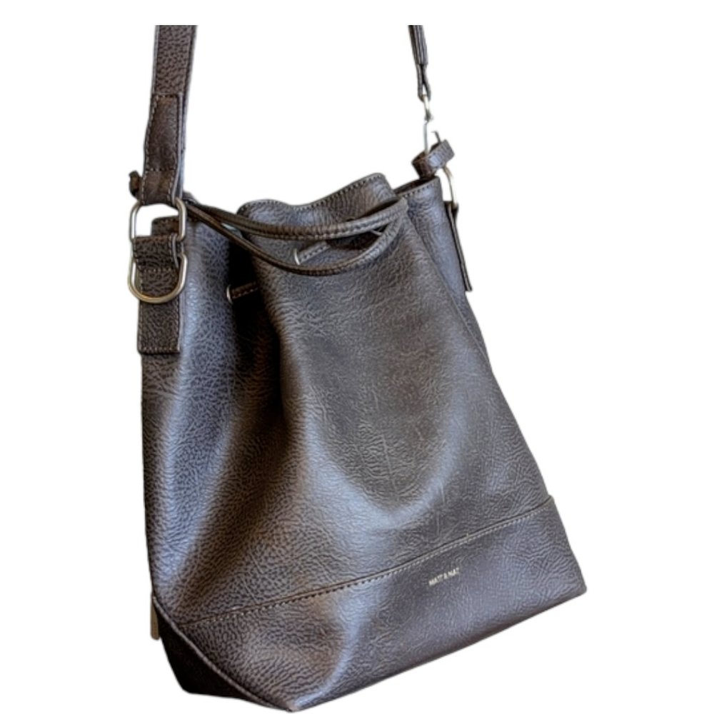 Mat & Nat Grey Bucket Bag EUC